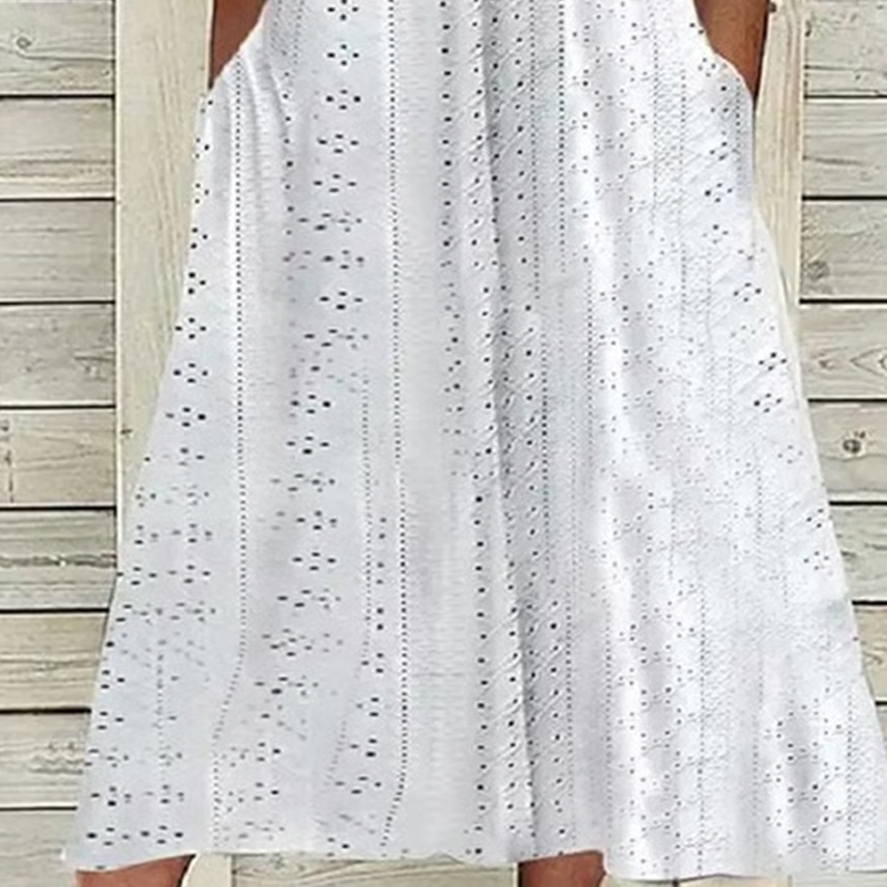 Elegancka damska sukienka z dekoltem w szpic