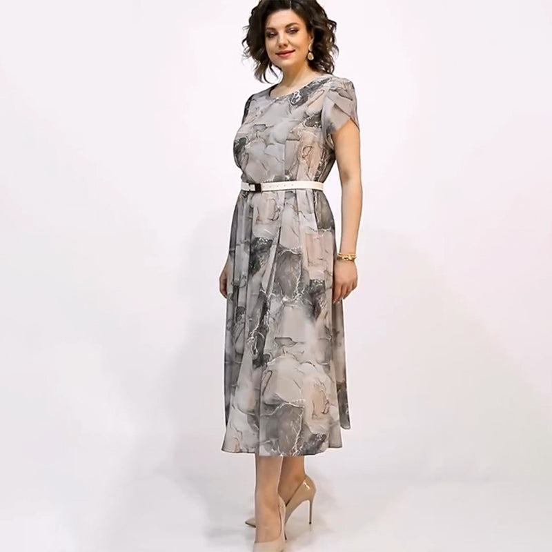 Elegancka damska sukienka midi z okrągłym dekoltem i krótkim rękawem