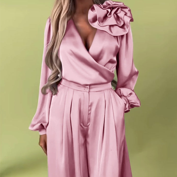 Luksusowy zestaw z satynową koszulą i szerokimi spodniami