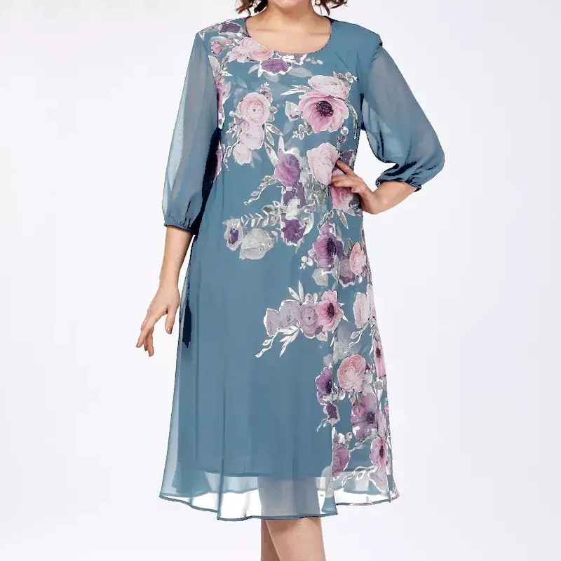 Elegancka sukienka z szyfonu z kwiatowym nadrukiem i okrągłym dekoltem